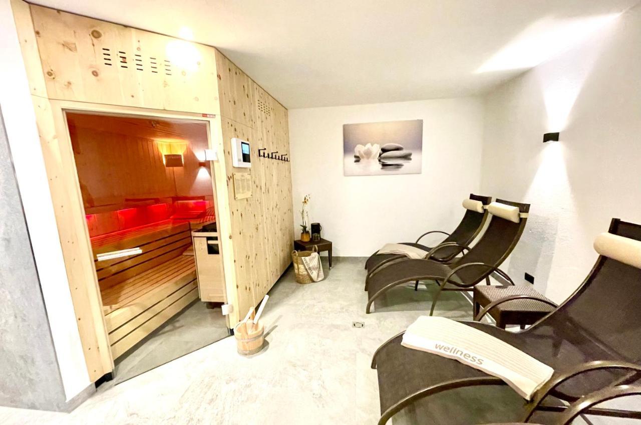 Appartements Zur Post 塞尔赖因山谷格里斯 外观 照片